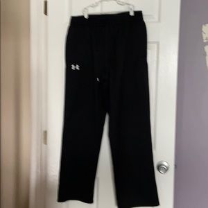 Men’s Under Armour warm up pants